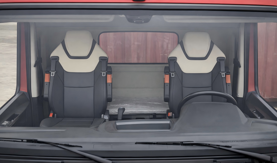 truck seat (2)