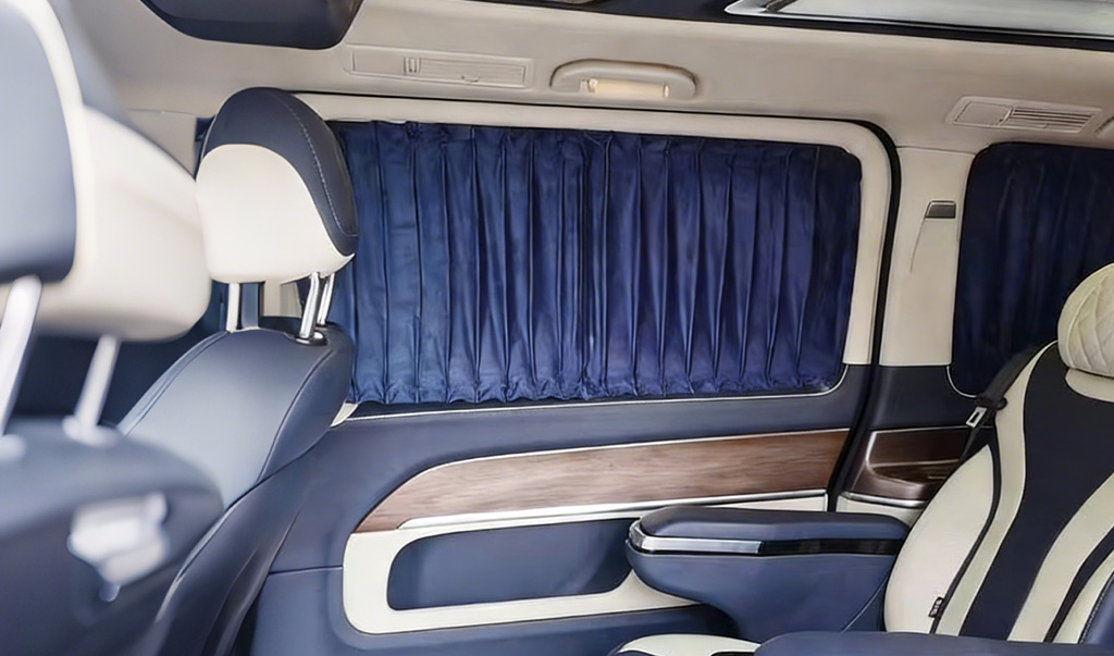 Custom car sunshade (2)